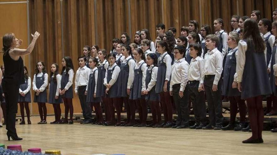 El coro infantil de la Fundación, en un concierto.