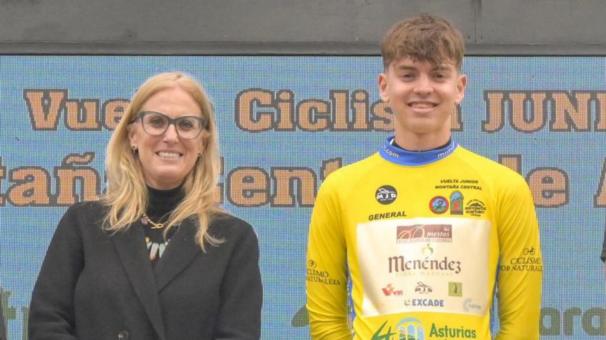 El andaluz Diego López, primer líder de la Vuelta Ciclista a la Montaña Central