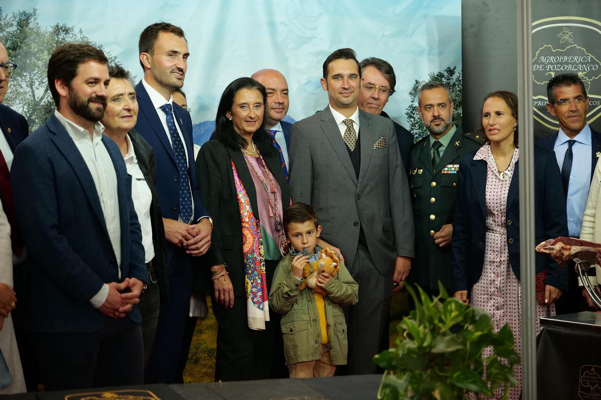 La última jornada de la Feria del Jamón de Villanueva de Córdoba, en imágenes