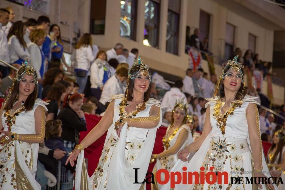 Desfile día 4 de mayo en Caravaca (Bando Moro paso