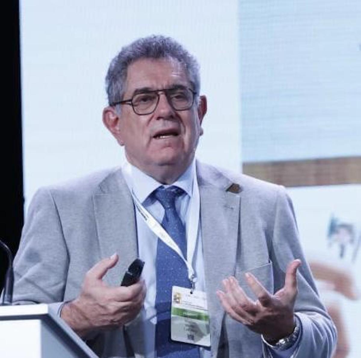 Manuel Martín Carrasco, presidente de la Fundación Española de Psiquiatría y Salud Mental.