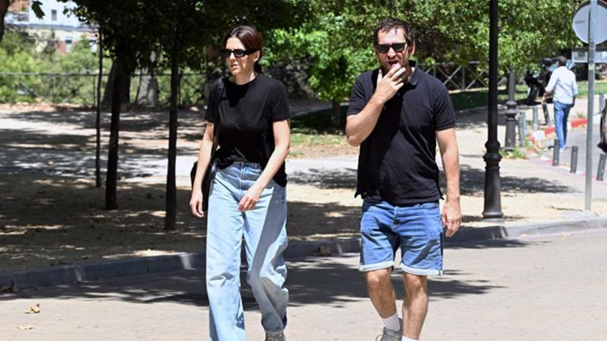 Malena Alterio y Raúl Arévalo, desolados en el último adiós a Manolo Solo