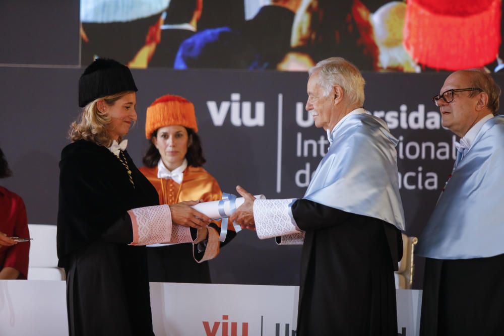 Eduardo Mendoza, Doctor Honoris Causa VIU