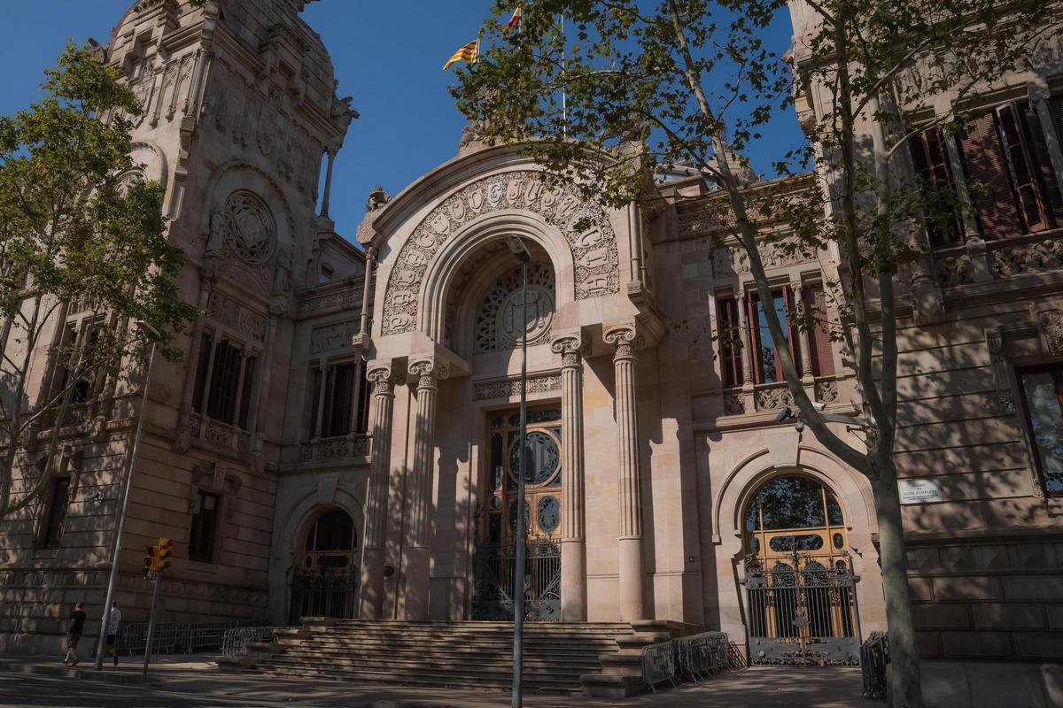 L'Audiència de Barcelona ordena reobrir la causa per presumpte espionatge a Òmnium amb Pegasus