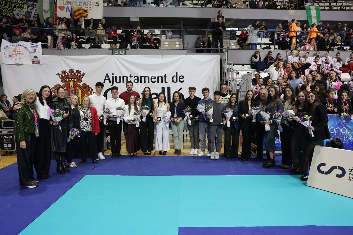 Homenaje a los gimnastas valencianos.