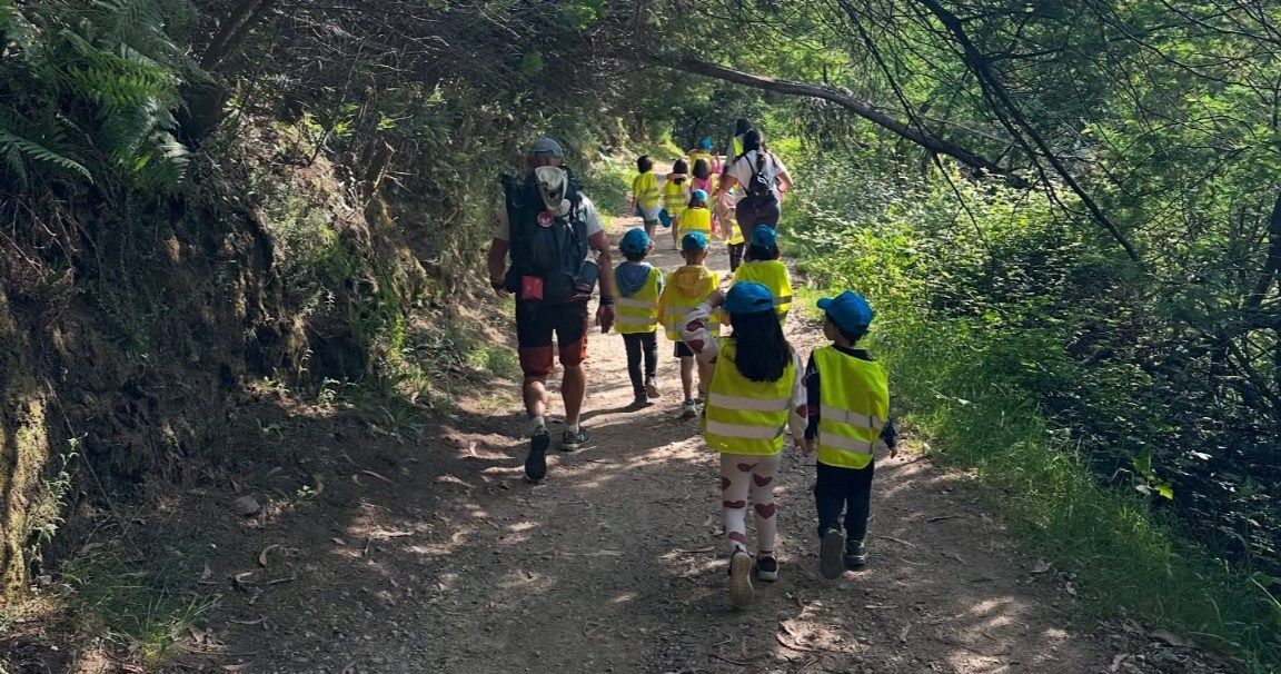 La peregrinación de los niños del CRA de Valga por el Camiño Portugués.