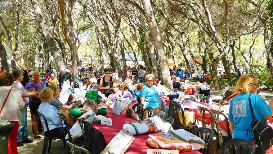 Bolillos al aire libre en Guardamar