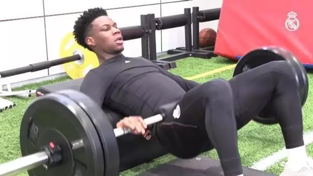 El Madrid se entrena tras su cena de conjura