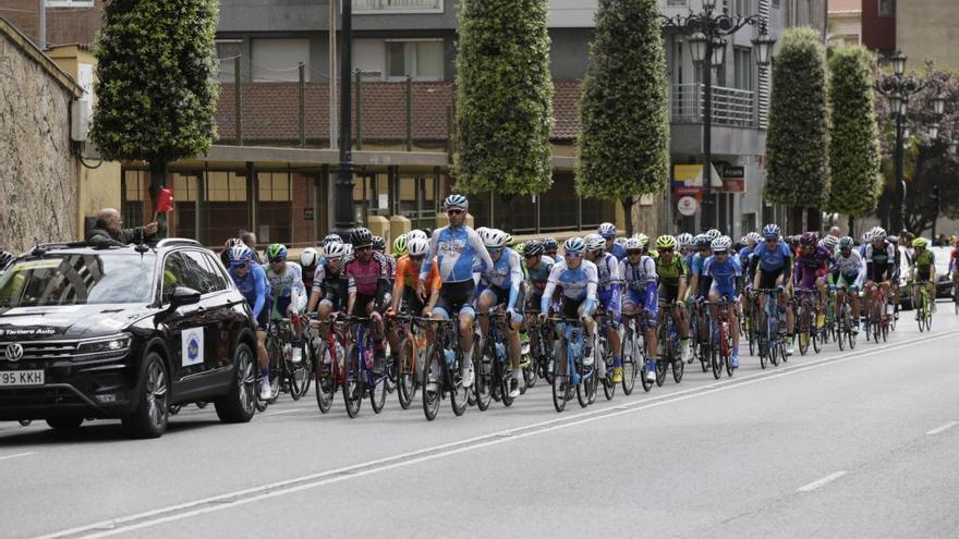 Clasificación de la primera etapa y general de la Vuelta a Asturias