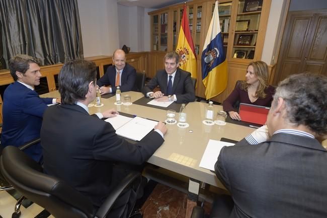 Reunión entre José Manuel Soria y Fernando Clavijo