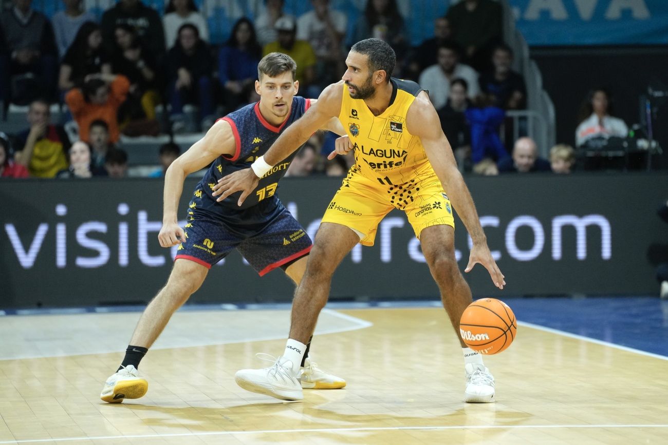 El partido Morabanc Andorra-CB Canarias, en imágenes