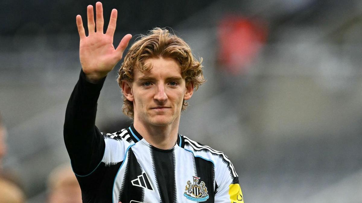 El Barça negocia con el Newcastle el fichaje de Anthony Gordon