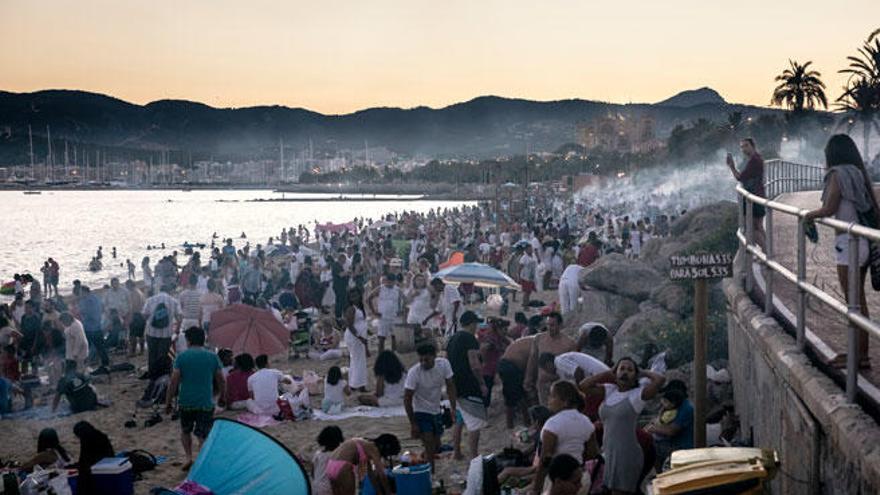 Las fiestas de verano en Palma arrancan con la Nit de Sant Joan