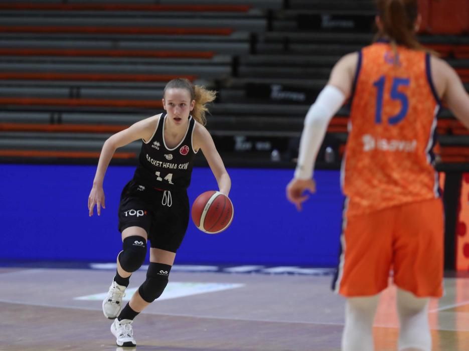 Las mejores imágenes del Valencia Basket - Basket Hema SKW