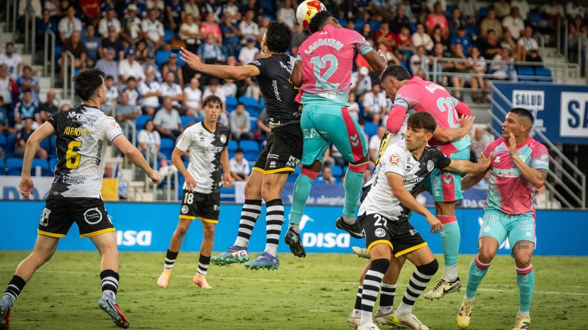 Fútbol: CD Tenerife - Unionistas