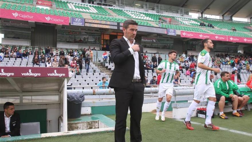 El Córdoba B sale goleado ante el Villanovense (3-0)