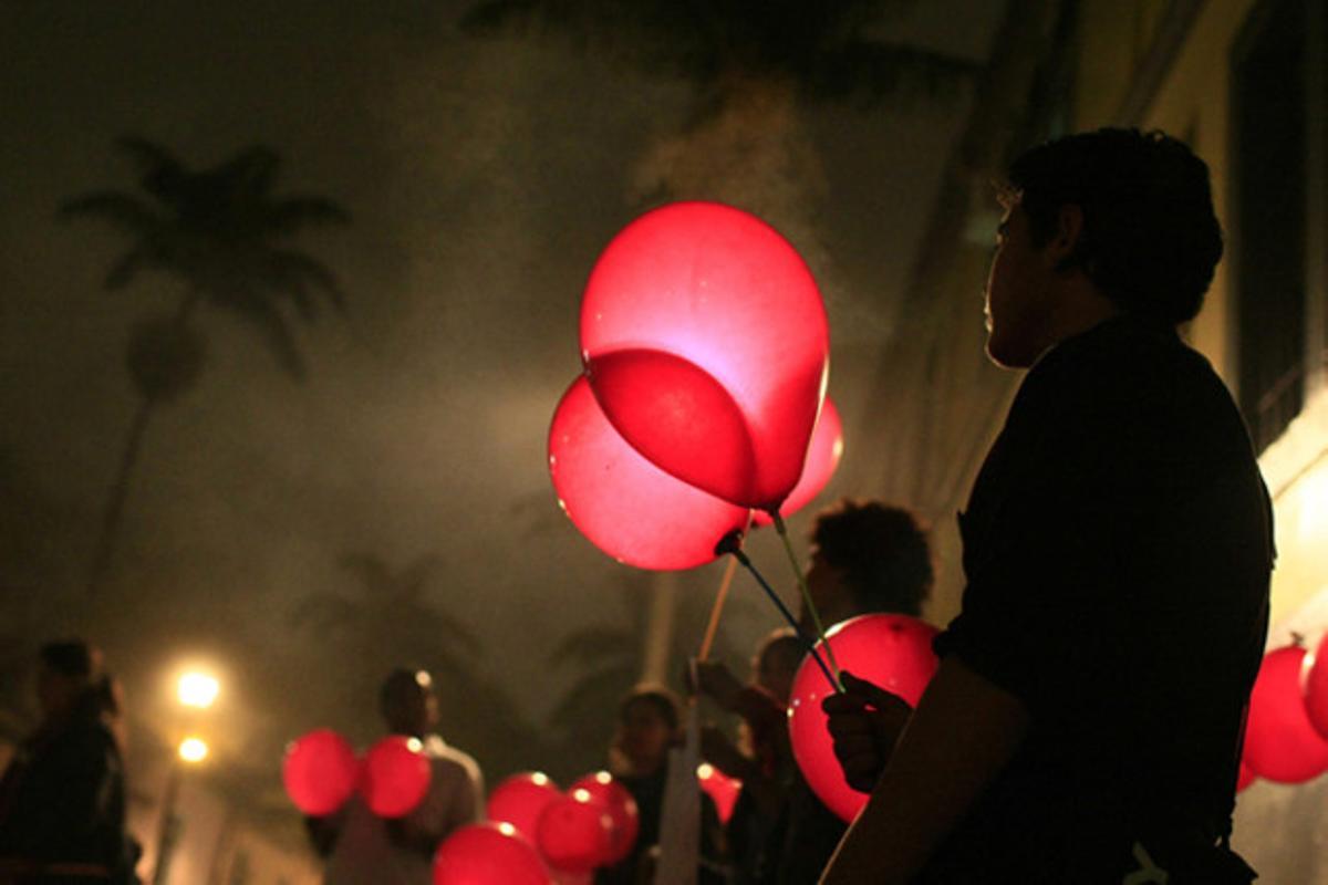 Un grup de ciutadans es planta davant l’Assemblea Legislativa de Costa Rica, a San José, per manifestar-se a favor de la fecundacióin vitro (Costa Rica)