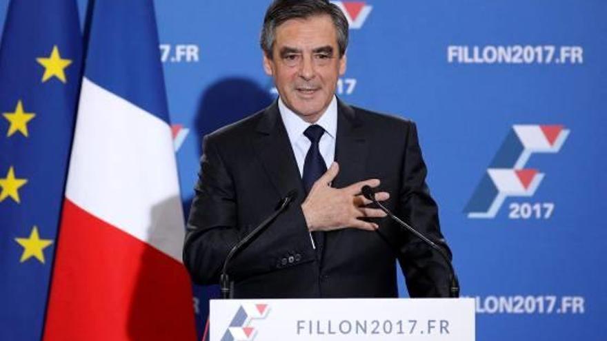 L&#039;exprimer ministre i nou líder dels conservadors francesos, François Fillon.