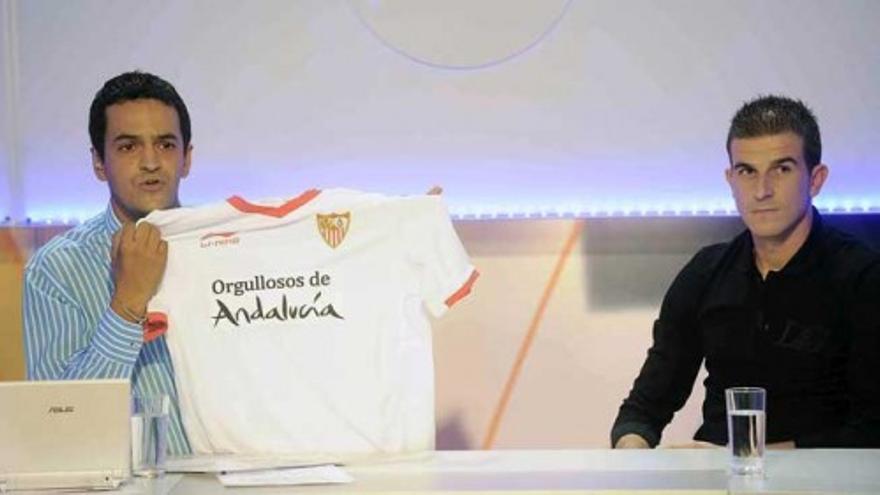 "Orgullosos de Andalucía", lema del Sevilla en el Camp Nou