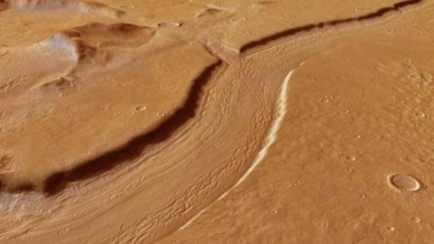 El cauce de un antiguo río marciano, en imágenes