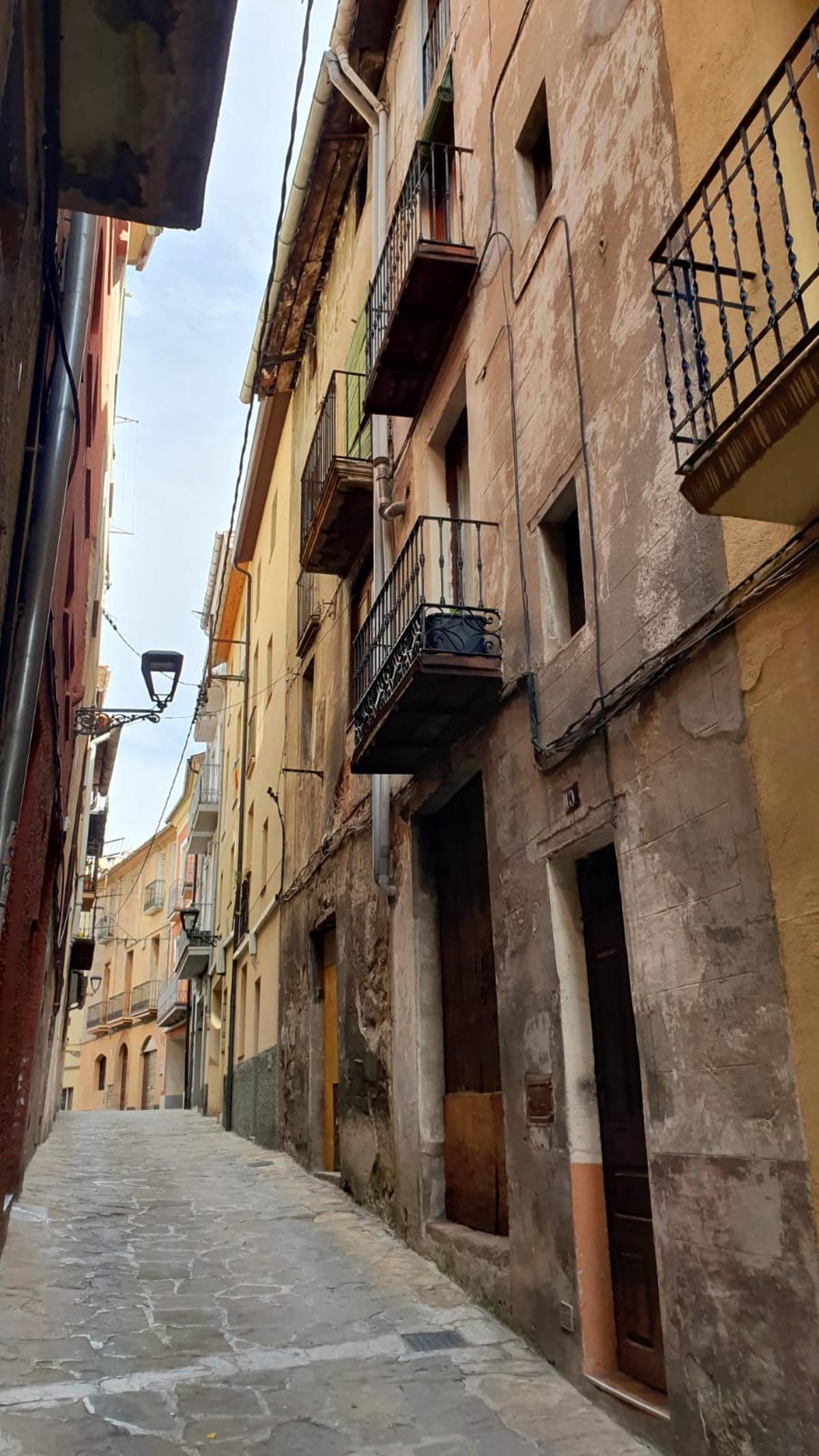 La façana de l'habitatge t des del carrer Verdaguer