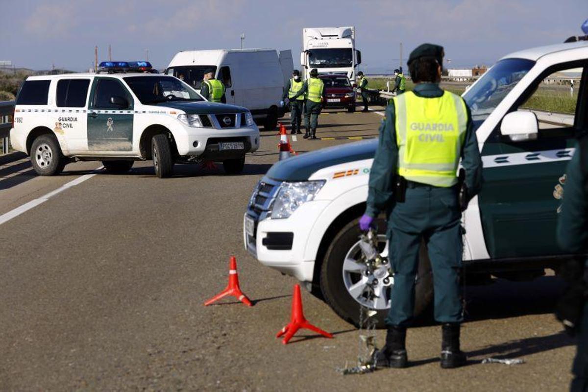 La Guardia Civil indemnizará a dos agentes privados de vacaciones