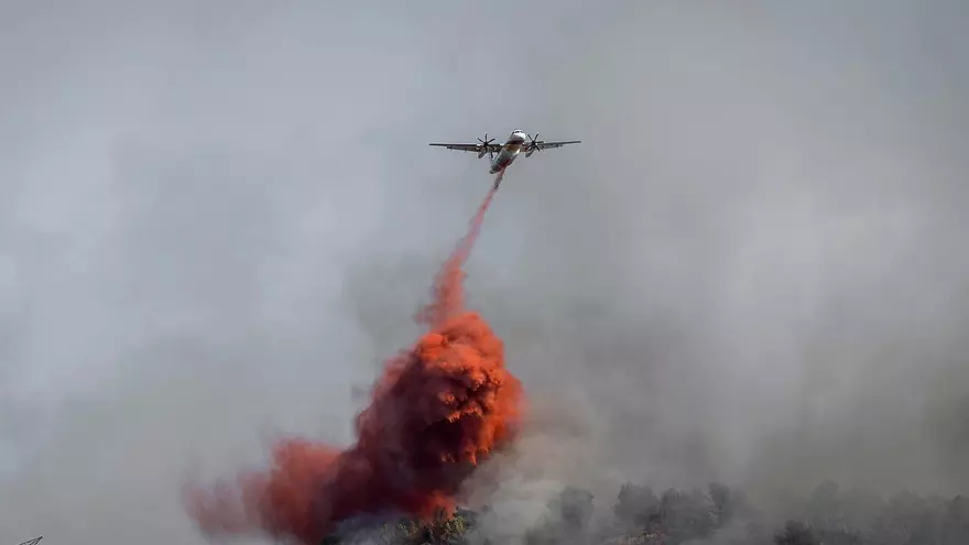 Illa posa "tot el suport necessari" a disposició de les autoritats i serveis que treballen en l'incendi al sud de França