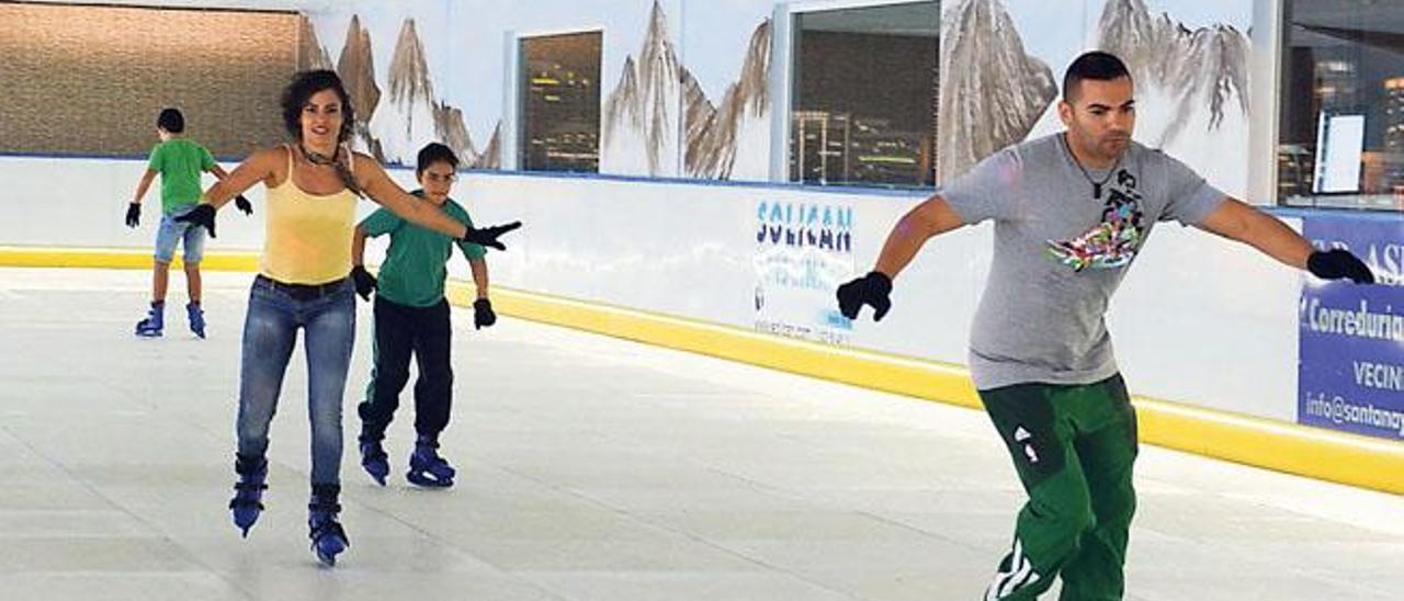 Jinámar estrena una pista de patinaje hecha con tecnología de la NASA