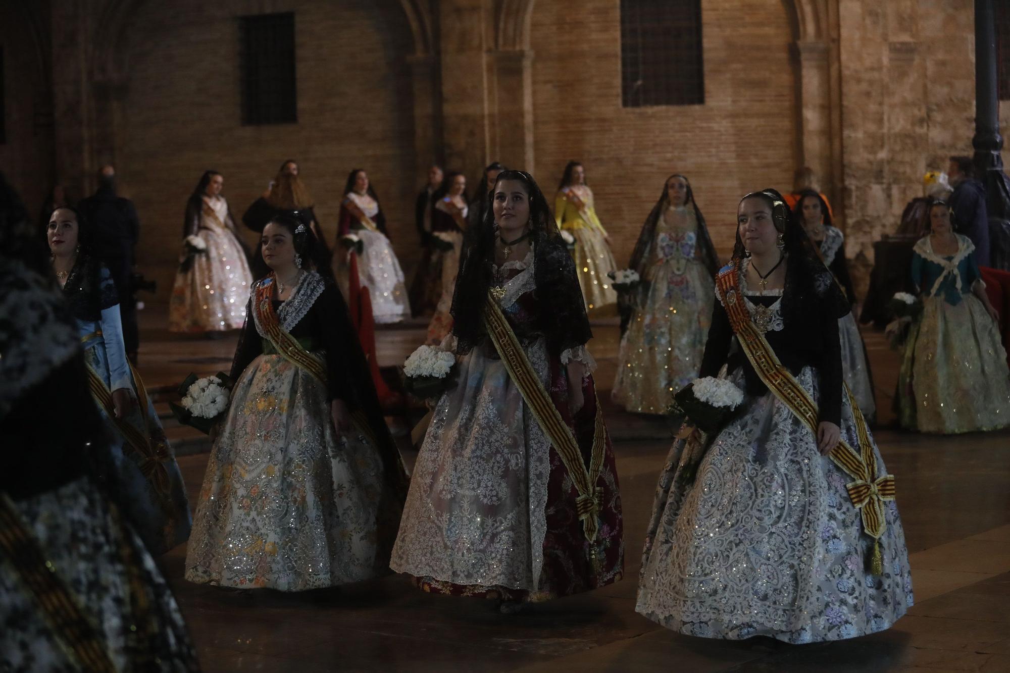 Búscate en la Ofrenda por la calle de la Paz (entre 20.00 y 21. 00 horas)