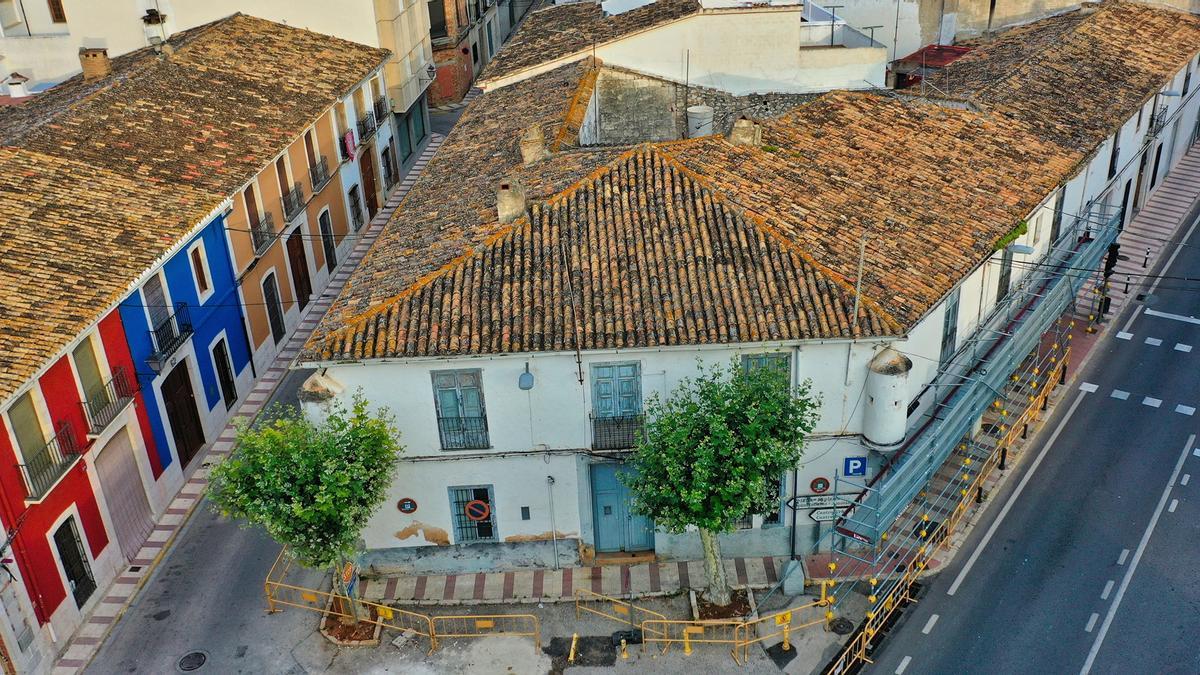 Imagen tomada con un dron del antiguo cuartel de la Guardia Civil