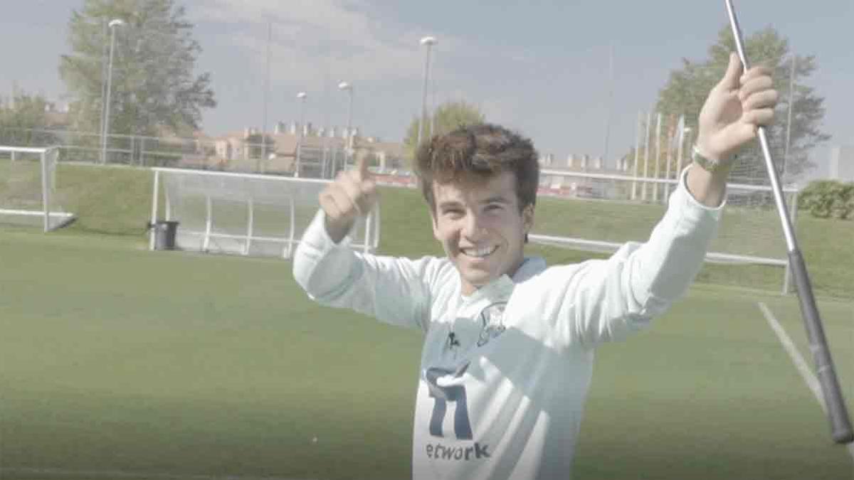 Conoce el lado más personal de Riqui Puig: tenis, el reto del golf, el Barça, la selección...