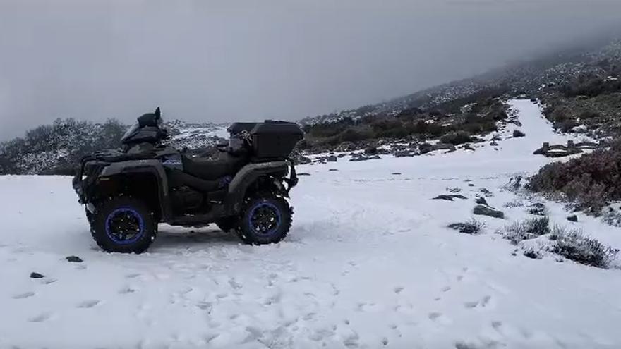 Ruta de El Berezo, en Losar de la Vera, tras la nevada.