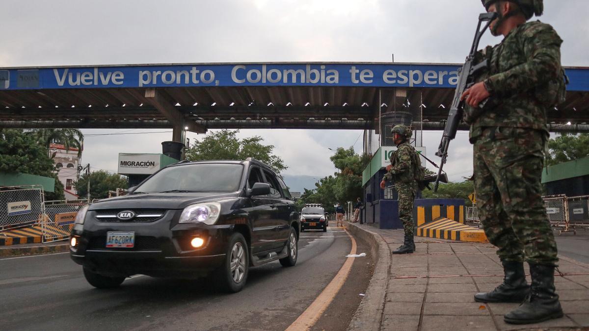 Uno de los pasos fronterizos entre Venezuela y Colombia