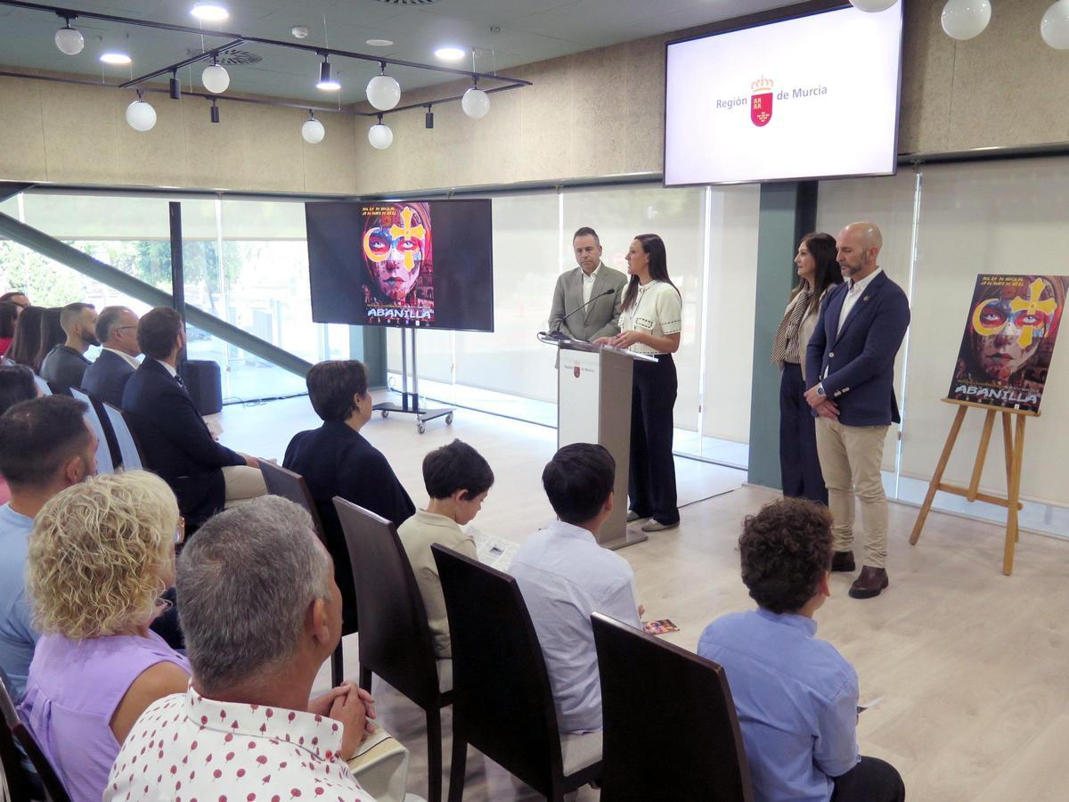 La consejera de Turismo, Cultura, Juventud y Deportes, Carmen Conesa, presentó la programación.