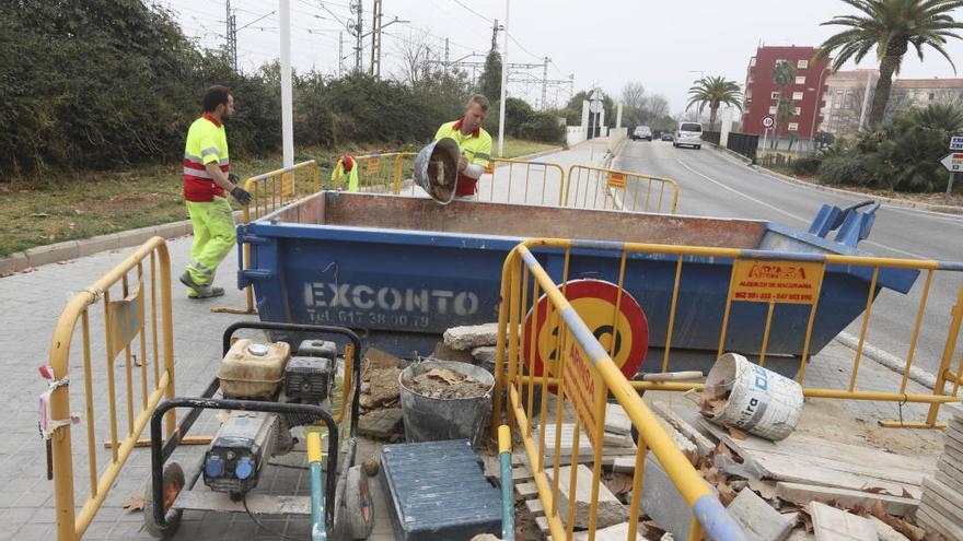 Xàtiva corta el puente de Ximén de Tovia por las obras de la red de agua potable