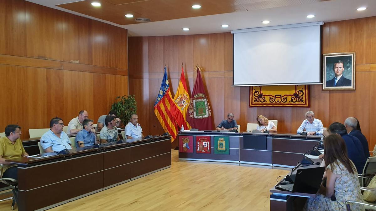 La reunión mantenida en el Ayuntamiento de Calp.