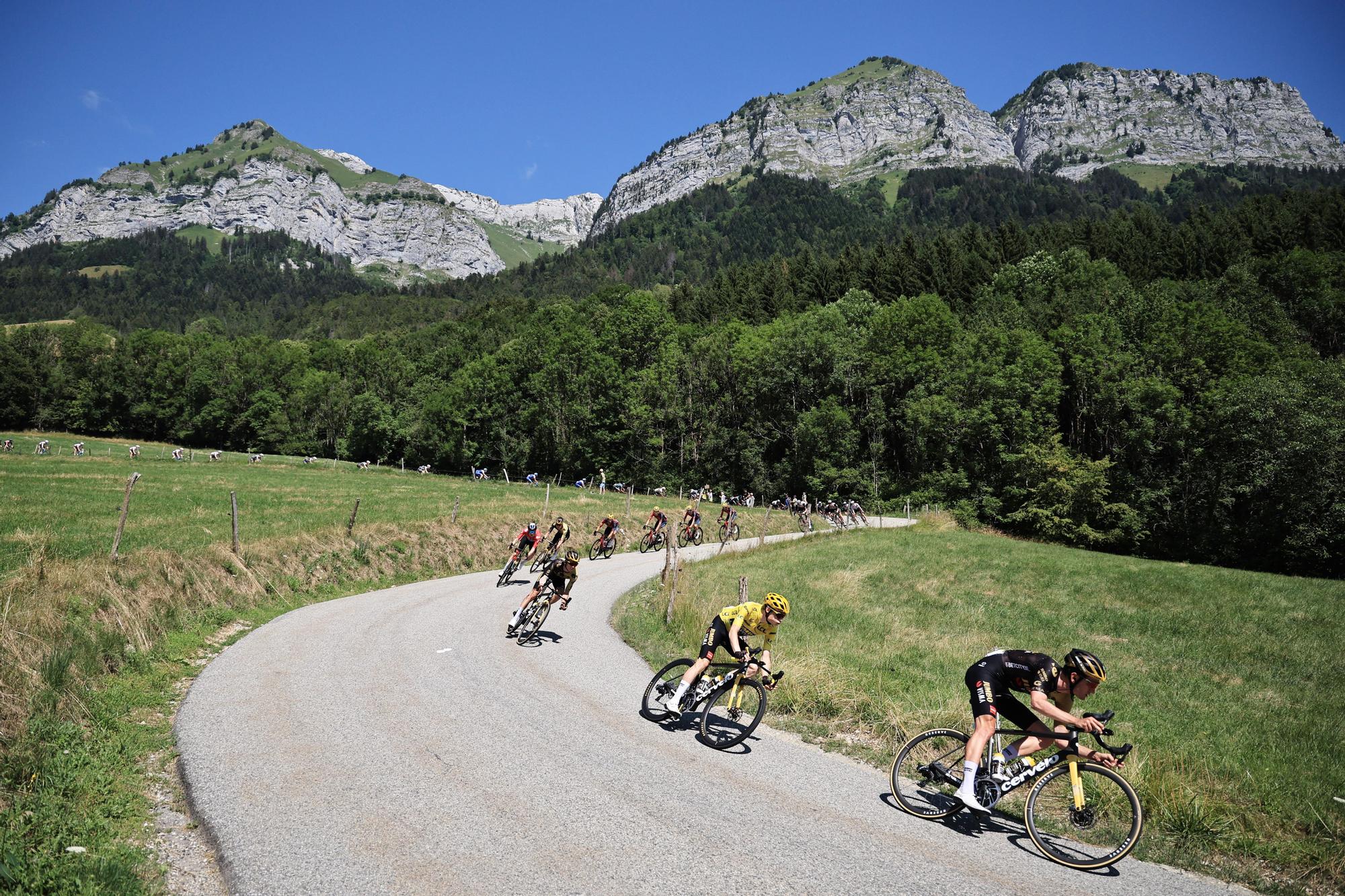 IMÁGENES | Las mejores imágenes de la etapa 15 del Tour de Francia