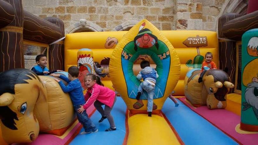 Día para los niños en las fiestas del barrio zamorano de La Horta