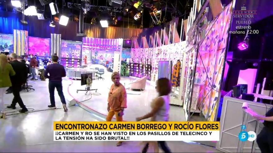 Bronca en los pasillos de Telecinco: dos colaboradoras de distintos programas protagonizan un violento enfrentamiento: “No todo vale”