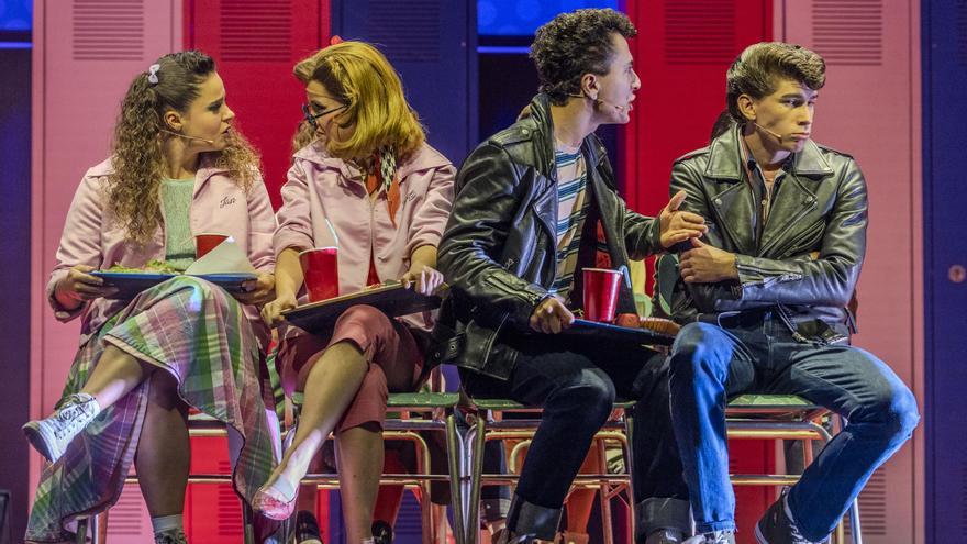 El musical &#039;Grease&#039; aixeca el teló a Manresa