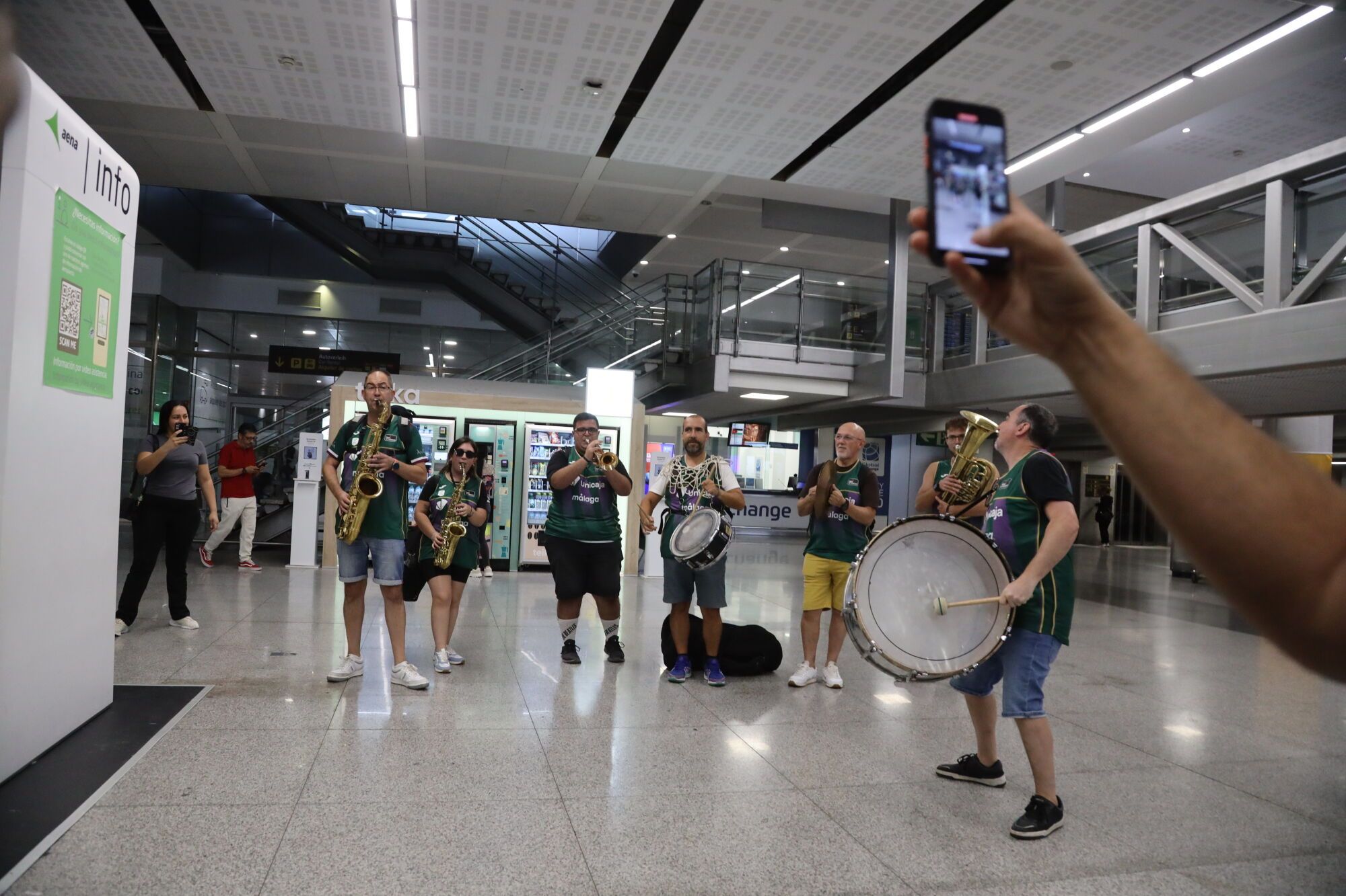 El Unicaja ya está en Málaga tras conquistar su segunda Intercontinental