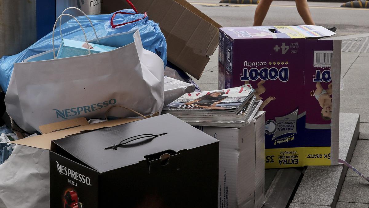 El peligro que se esconde en tu basura: la Guardia Civil alerta sobre el riesgo de tirar documentos con datos personales sin destruir