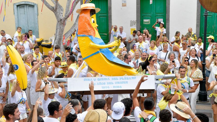 Bañaderos y El Puertillo celebran medio siglo del homenaje al plátano