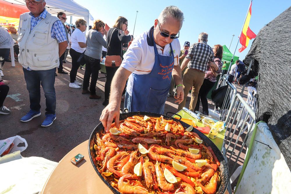 Miles de vecinos de Torrevieja disfrutan del Día de las Paellas en el recinto ferial con motivo de las fiestas patronales de La Purísima2018