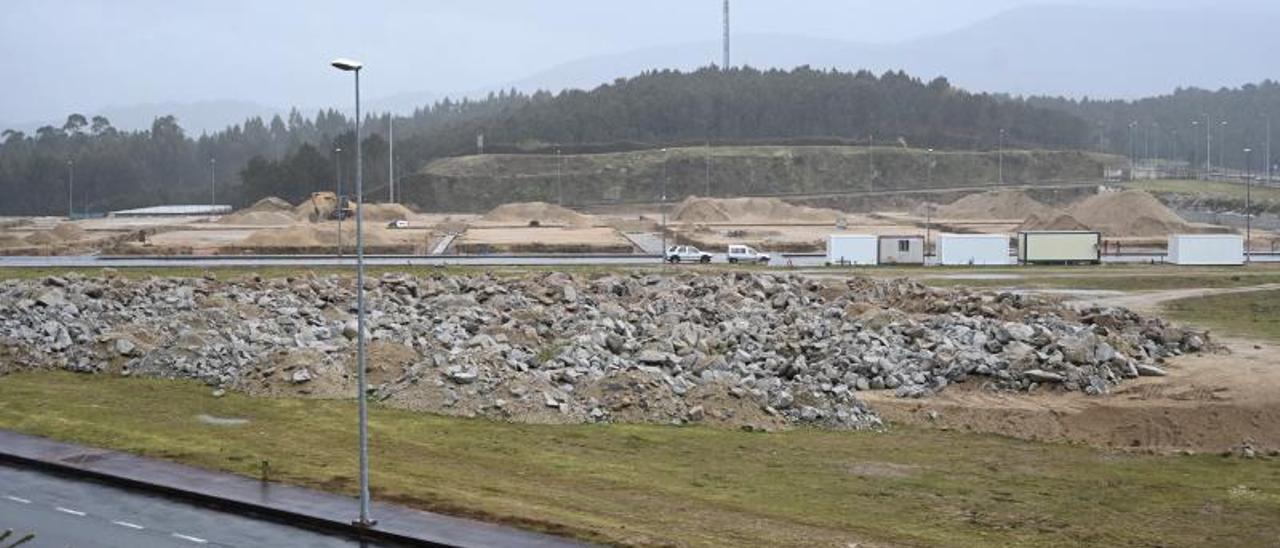 Obras en el polígono industrial de Barro (Pontevedra). |   // RAFA VÁZQUEZ