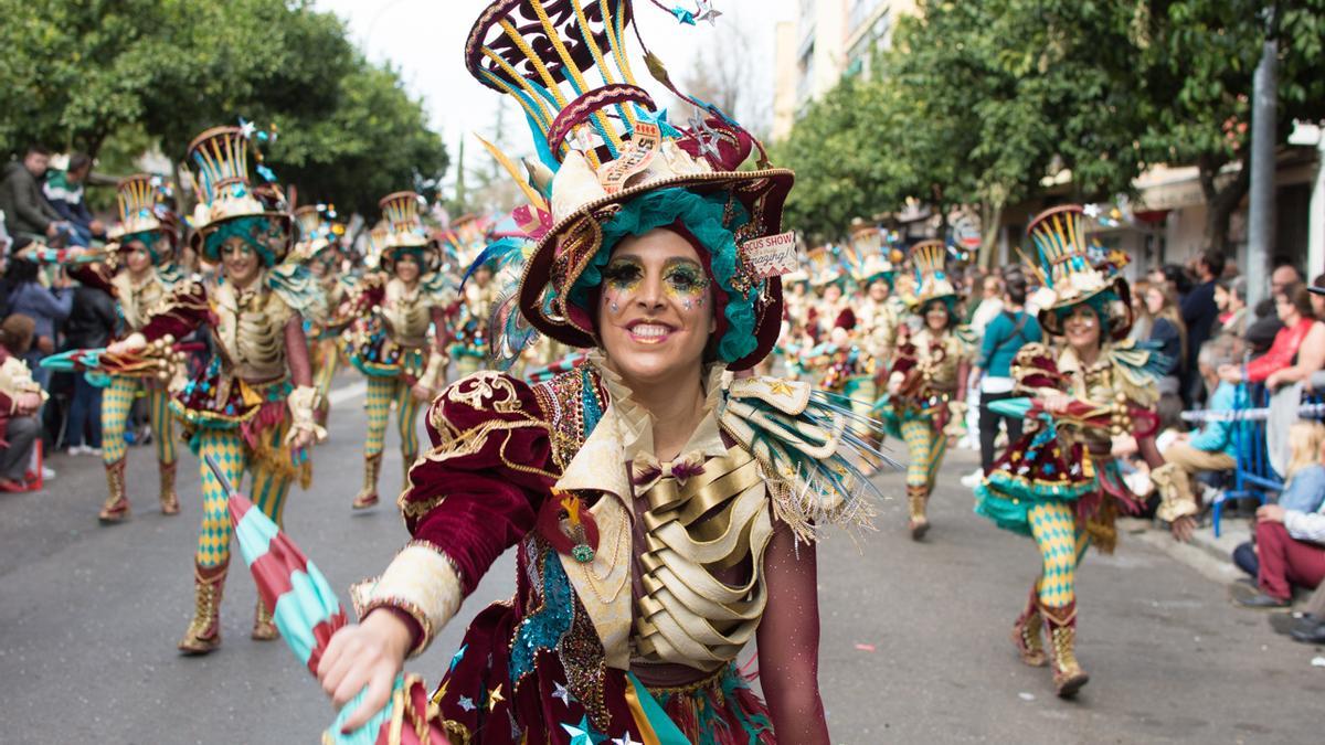 Imagen de archivo del desfile de comparsas.