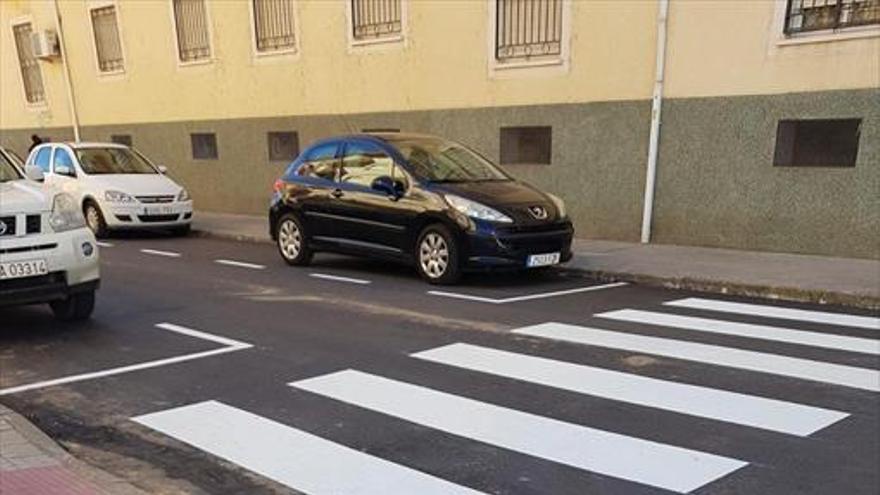 aDECENTADAS las calles de los pisos de Invecosa