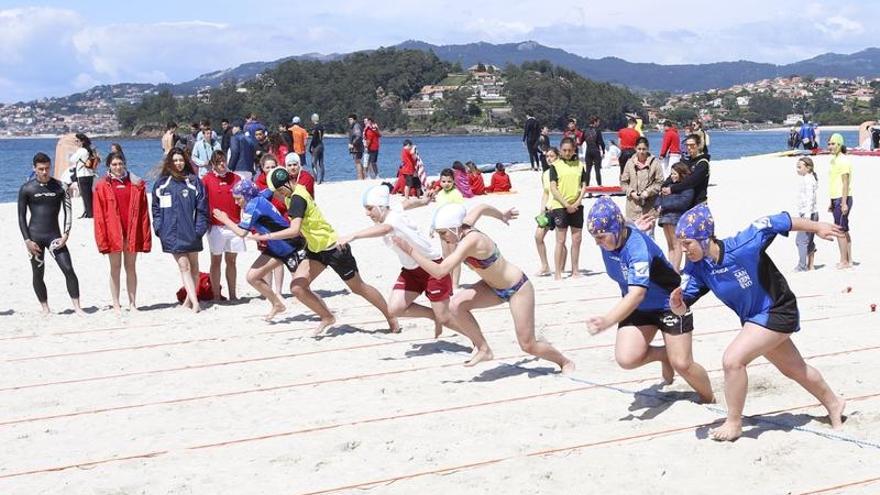 Pruebas de socorrismo reúnen a 400 deportistas en A Ladeira