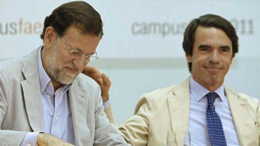 Rajoy y Aznar contraprograman a Rubalcaba