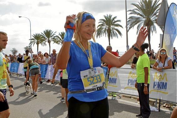 9.000 Läufer aus 49 Ländern gingen am Sonntag den 15.10 an den Start. In der Marathon - Disziplin gingen die Deutschen leer aus.